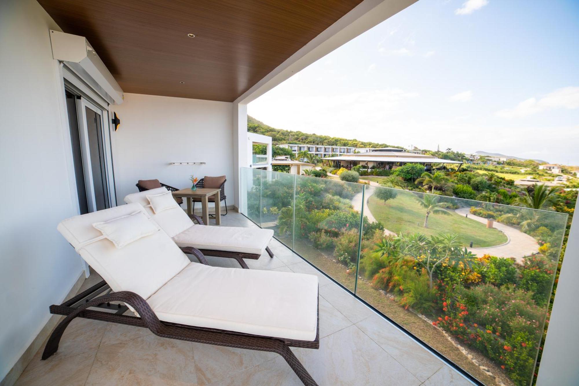 אורנייסטט Golden Rock Dive And Nature Resort מראה חיצוני תמונה