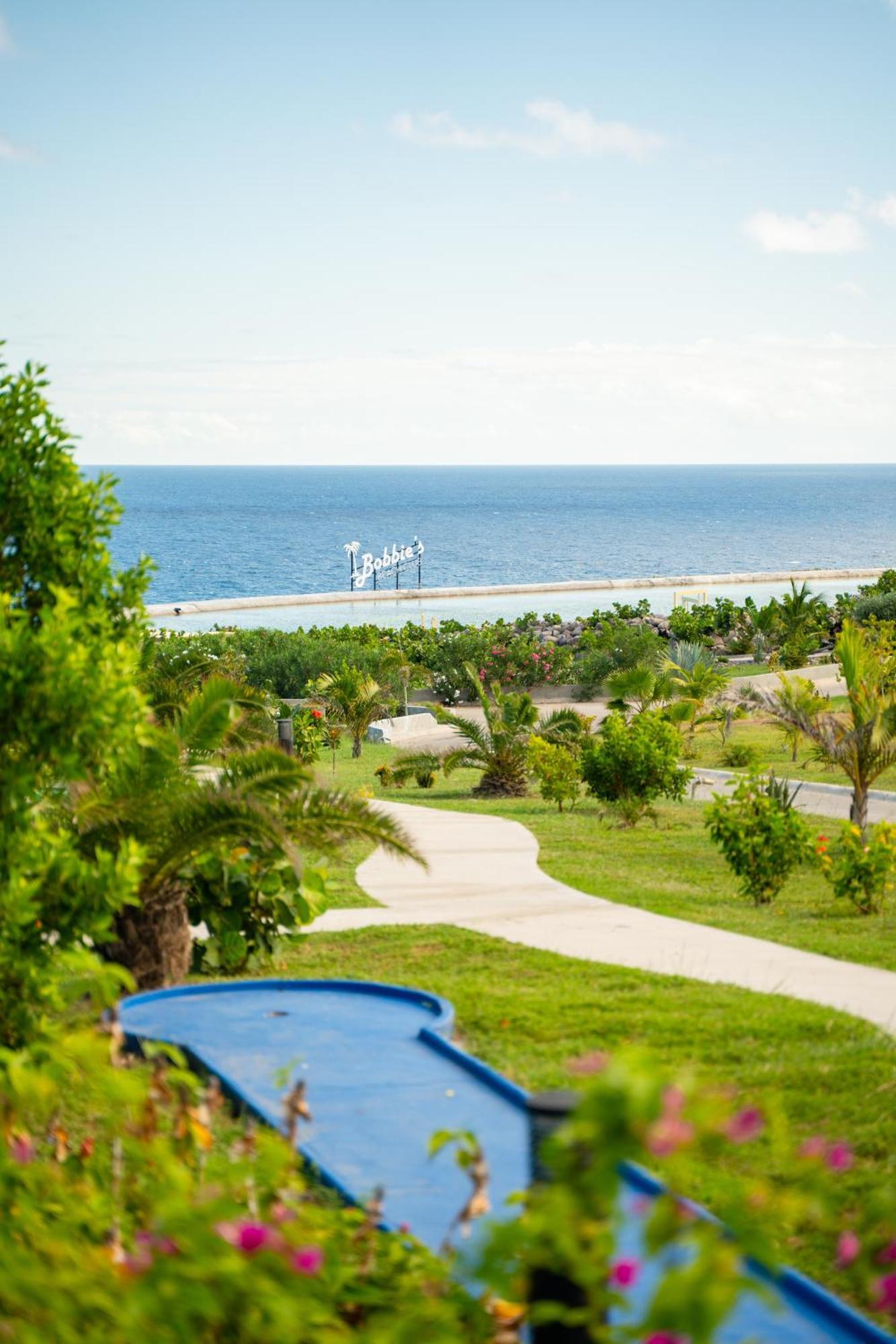 אורנייסטט Golden Rock Dive And Nature Resort מראה חיצוני תמונה