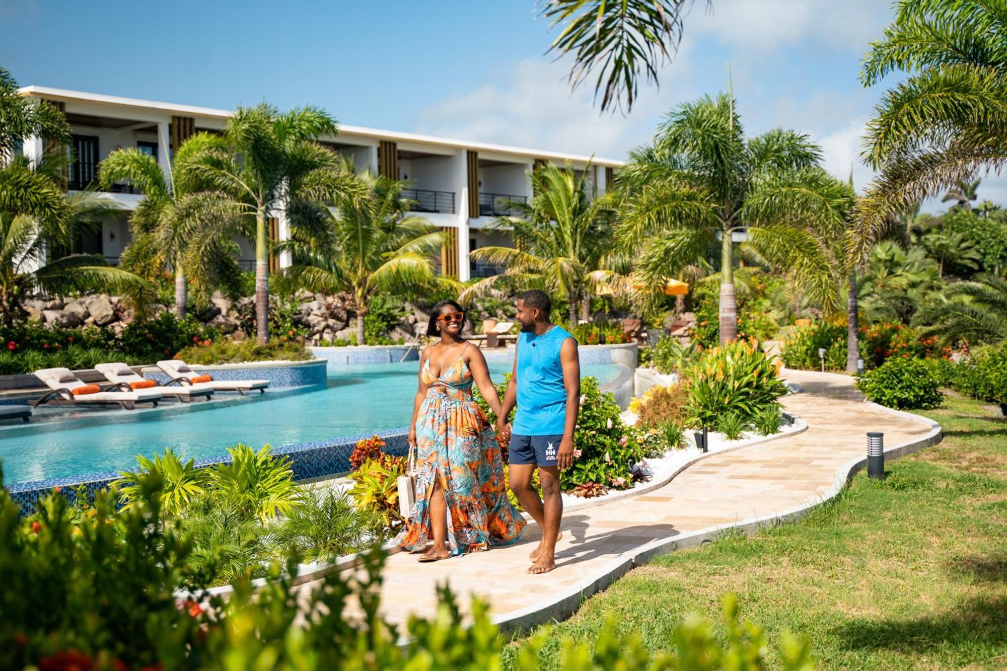 אורנייסטט Golden Rock Dive And Nature Resort מראה חיצוני תמונה