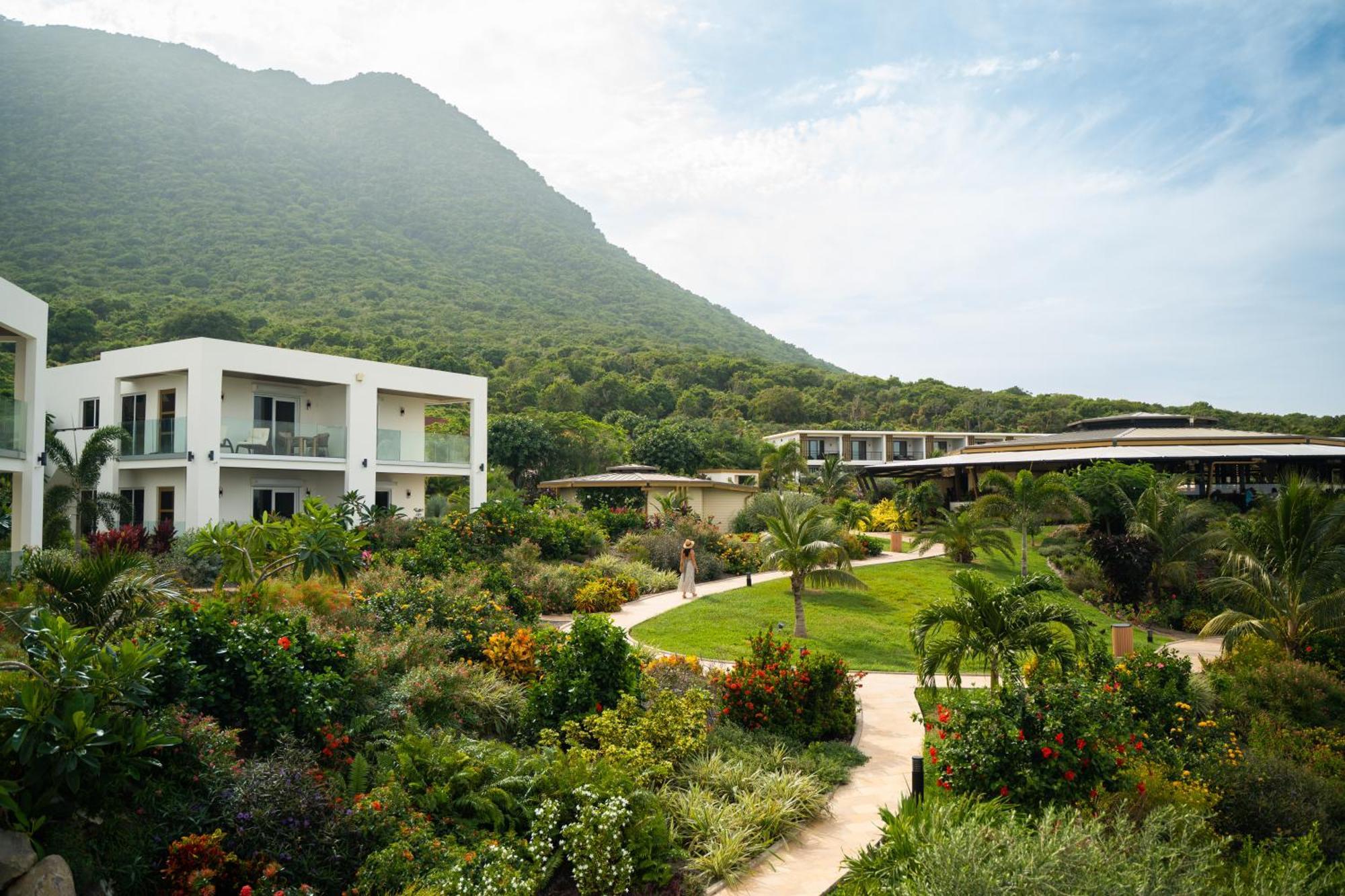 אורנייסטט Golden Rock Dive And Nature Resort מראה חיצוני תמונה
