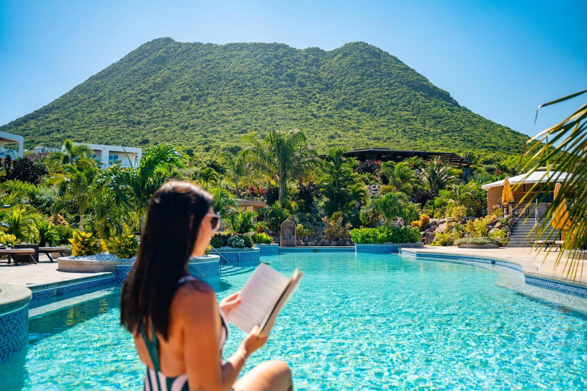 אורנייסטט Golden Rock Dive And Nature Resort מראה חיצוני תמונה